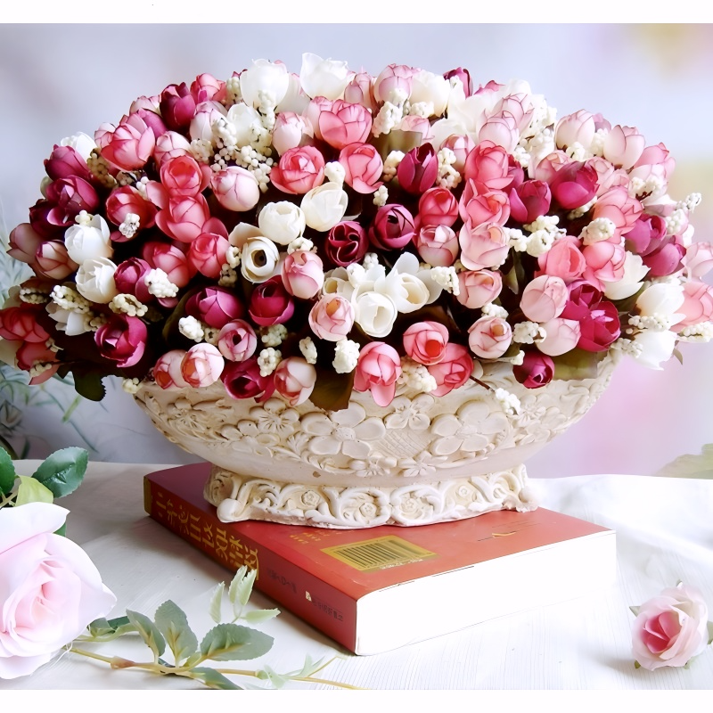 Small Bud Roses Bouquet