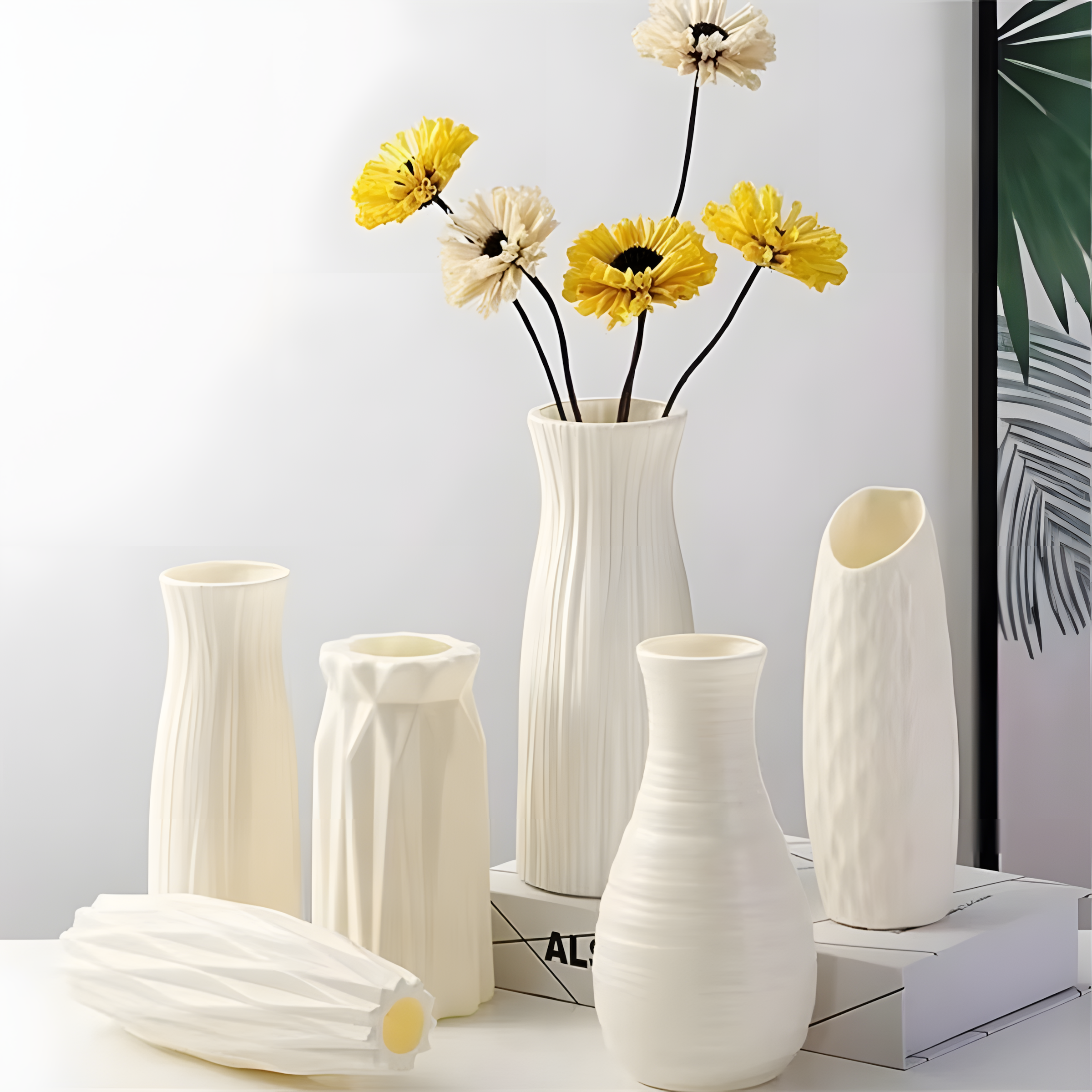 Scandi Charm Vase